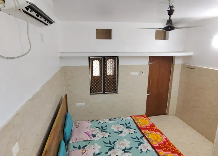 Gourinandan Lodge