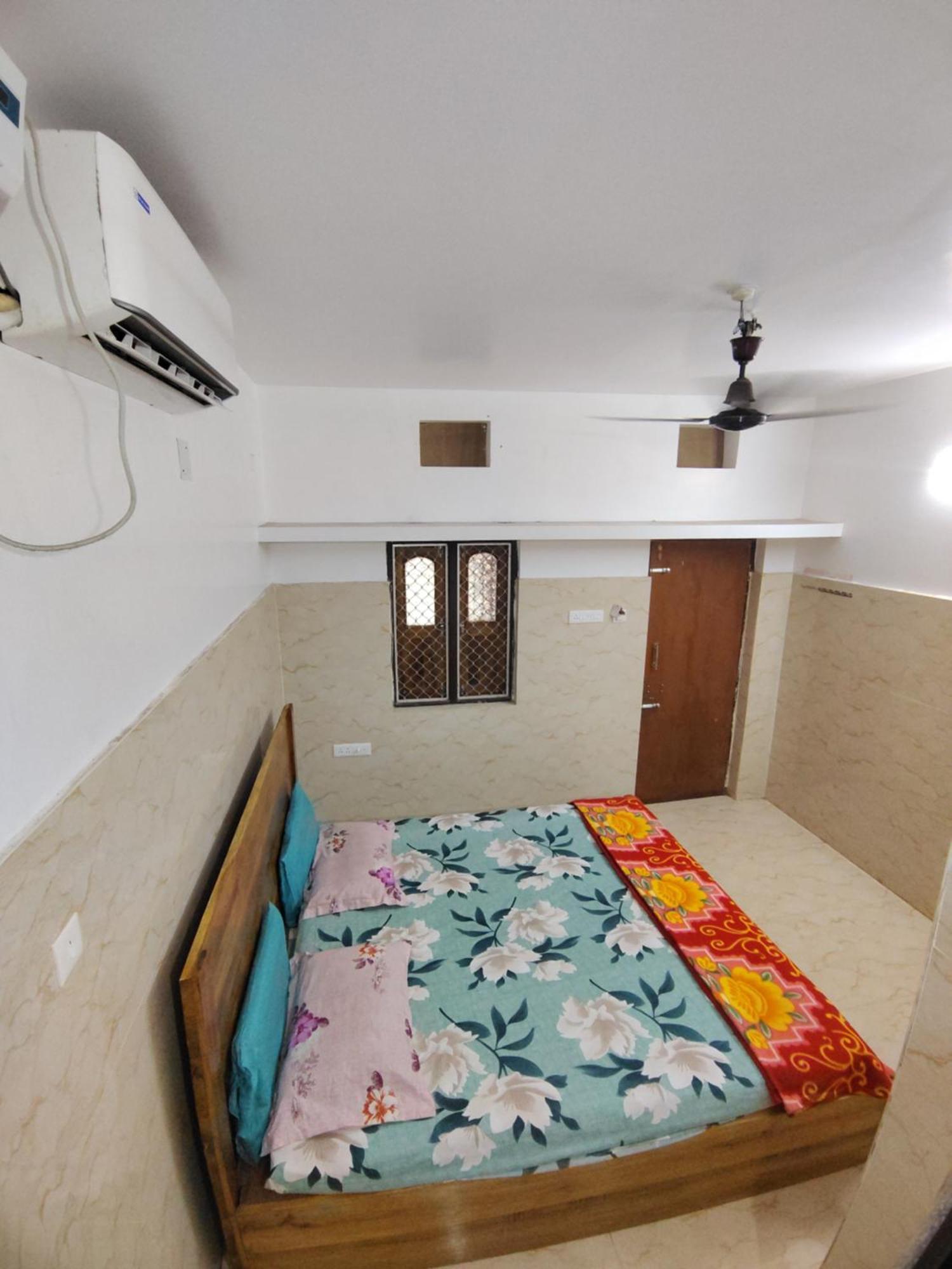 Homestay Gourinandan *