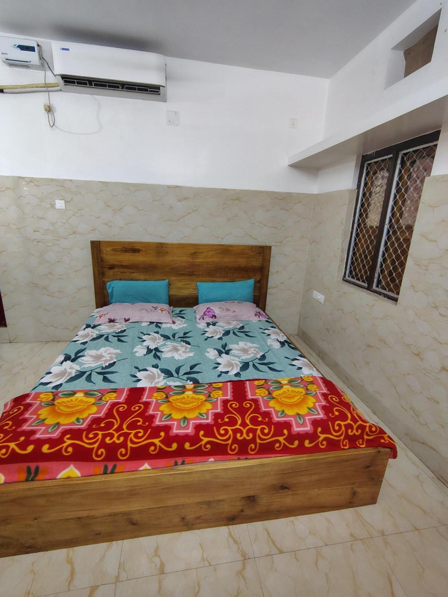 Homestay Gourinandan *